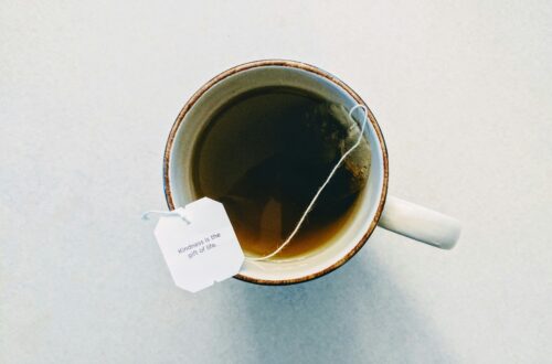 benefits of drinking hot tea
