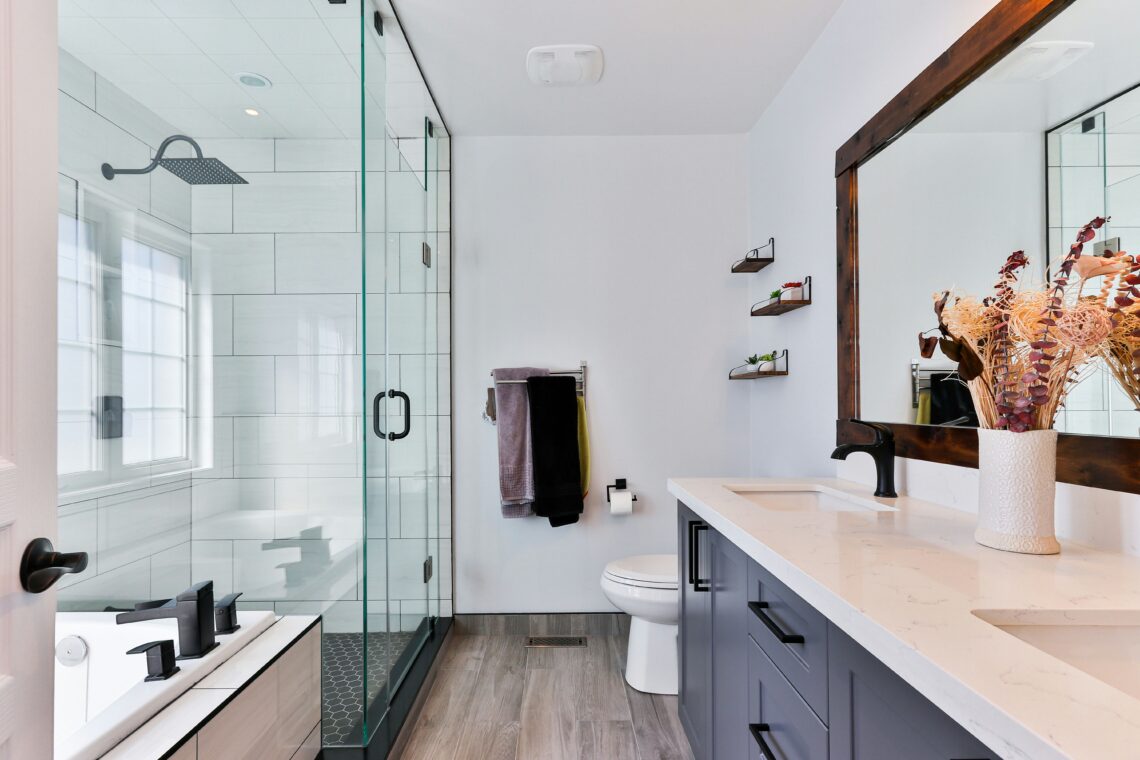 bathroom cleaning tips